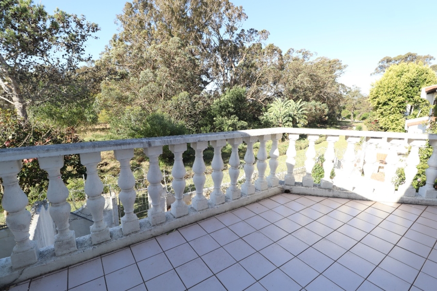 3 Bedroom Property for Sale in Greenshields Park Eastern Cape